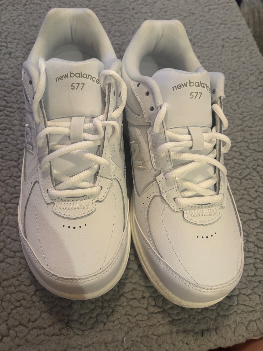 NWT New Balance 577 White Leather Walking Sneakers